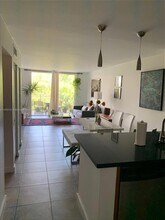 750 NE 64th St in Miami, FL - Building Photo - Building Photo
