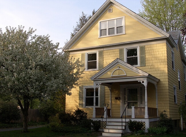 12 Fruit St, Unit Main House