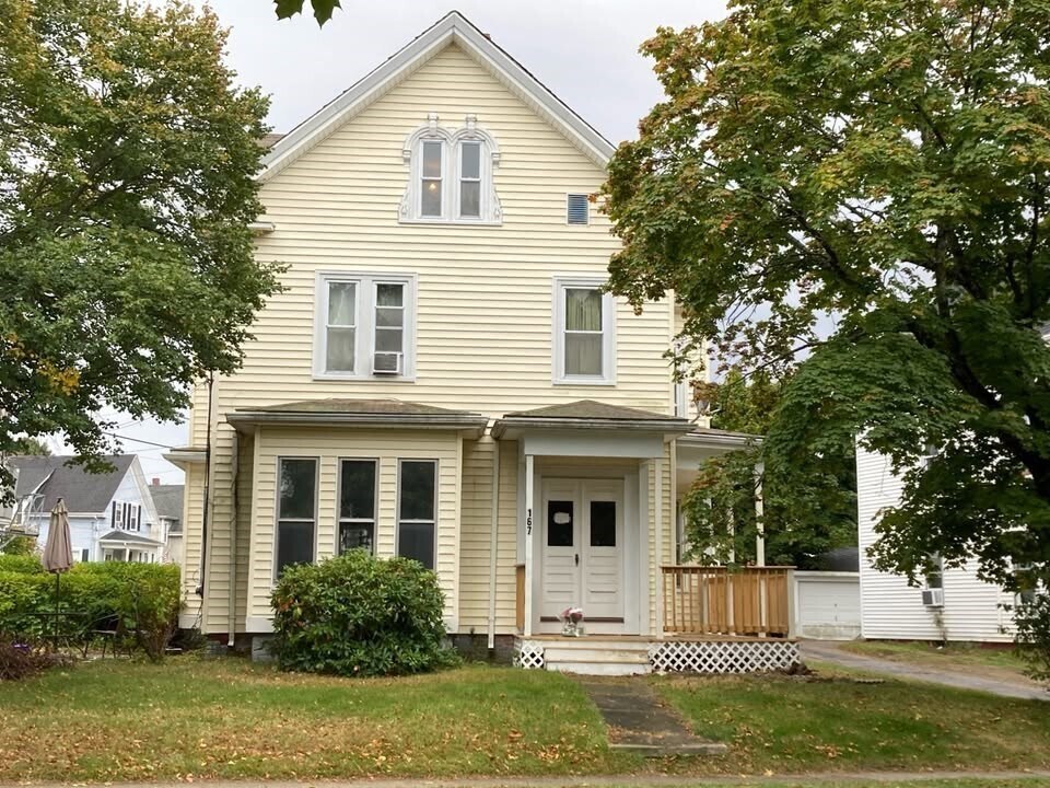 167 Broad St in Whitman, MA - Building Photo