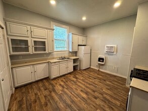 409 Egan St in Shreveport, LA - Building Photo - Building Photo