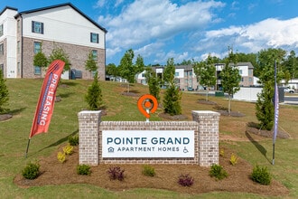 Pointe Grand Dawsonville in Dawsonville, GA - Foto de edificio - Building Photo