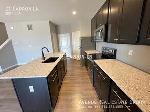 21 Capron Ln in Harvester, MO - Building Photo - Building Photo