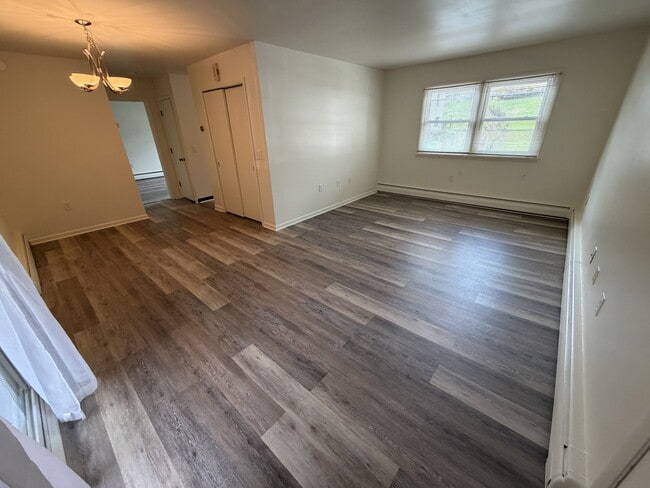 700 Fayette St, Unit 4