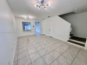 540 NE 5th Ln in Florida City, FL - Building Photo - Building Photo