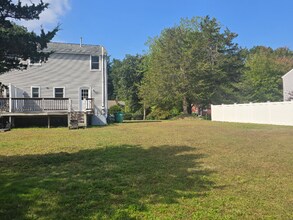 278 Ware St in Mansfield, MA - Building Photo - Building Photo