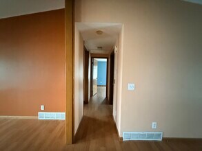 303 W Pieronnet St in Amboy, IL - Building Photo - Building Photo