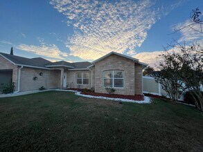3037 Bonkirk Dr in Deltona, FL - Building Photo - Building Photo