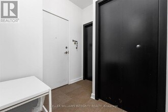1308-1308 Thames St in Ottawa, ON - Building Photo - Building Photo
