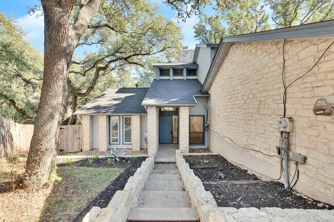 6406 Cascada Dr in Austin, TX - Building Photo - Building Photo