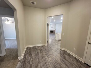 3316 Viola Ave in Lubbock, TX - Building Photo - Building Photo