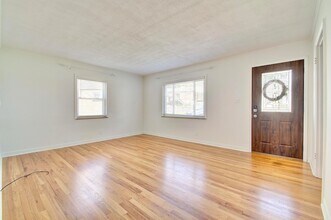 36 Toni Terrace in Fort Thomas, KY - Building Photo - Building Photo