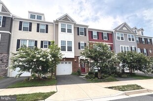 8505 Craggan Ln in Manassas, VA - Building Photo
