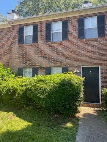 property at 915 Joseph club dr