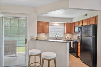 Normandy Club in Dayton, OH - Building Photo - Building Photo