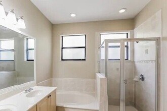 8843 SW 228th Ln in Cutler Bay, FL - Building Photo - Building Photo