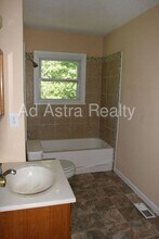 1404 Osage Trail in Independence, MO - Building Photo - Building Photo