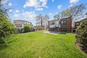 23-59-59 98th St in Queens, NY - Building Photo - Building Photo