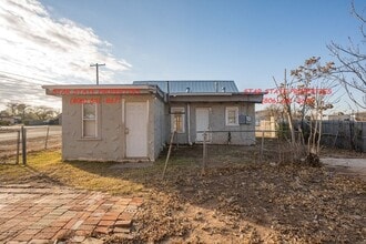 300 N McMasters St in Amarillo, TX - Building Photo - Building Photo