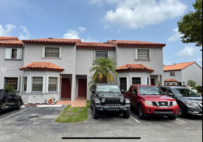 15440 SW 74th Cir Ct in Miami, FL - Building Photo - Building Photo