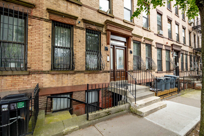 724 Bergen St in Brooklyn, NY - Building Photo - Building Photo