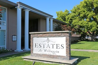 Estates at Wilhaggin in Sacramento, CA - Foto de edificio - Building Photo