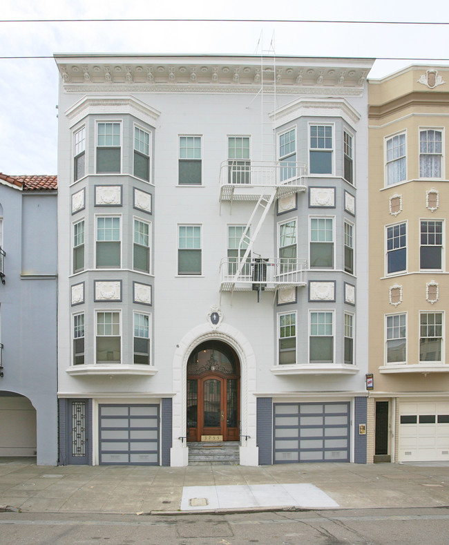 3755 Fillmore St in San Francisco, CA - Building Photo - Building Photo