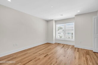 604 Ocean Rd in Point Pleasant, NJ - Building Photo - Building Photo