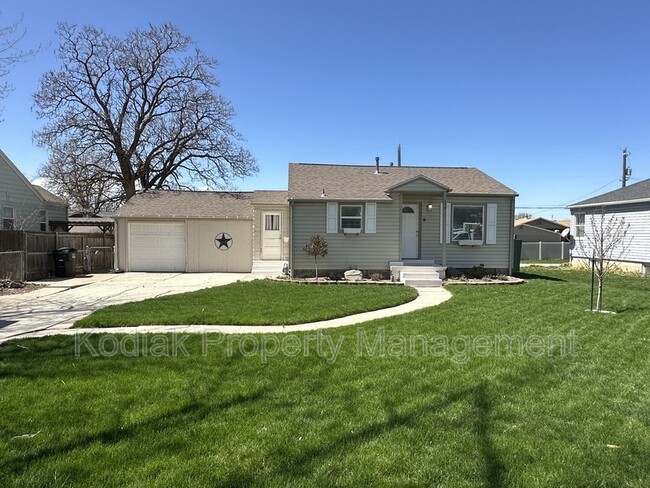 property at 172 S 200 E