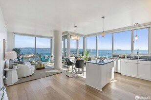 501 Beale St in San Francisco, CA - Building Photo