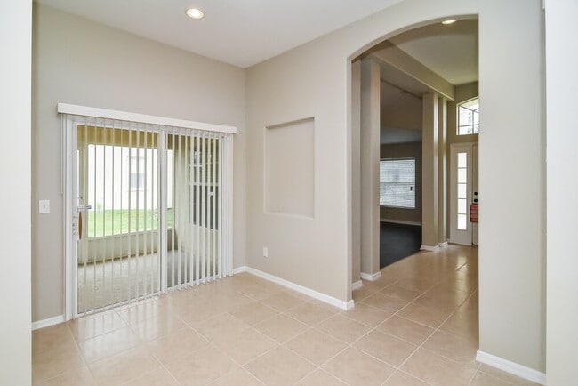 4053 Longworth Loop in Kissimmee, FL - Building Photo - Building Photo