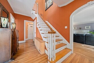 56 W Boulevard Rd in Newton, MA - Building Photo - Building Photo