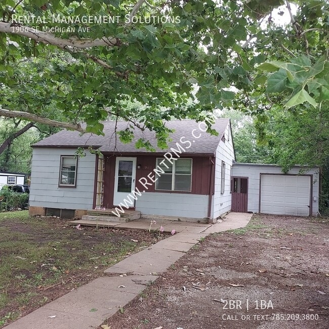 property at 1906 SE Michigan Ave
