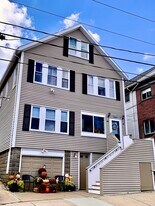 30 Putnam Rd in Somerville, MA - Building Photo