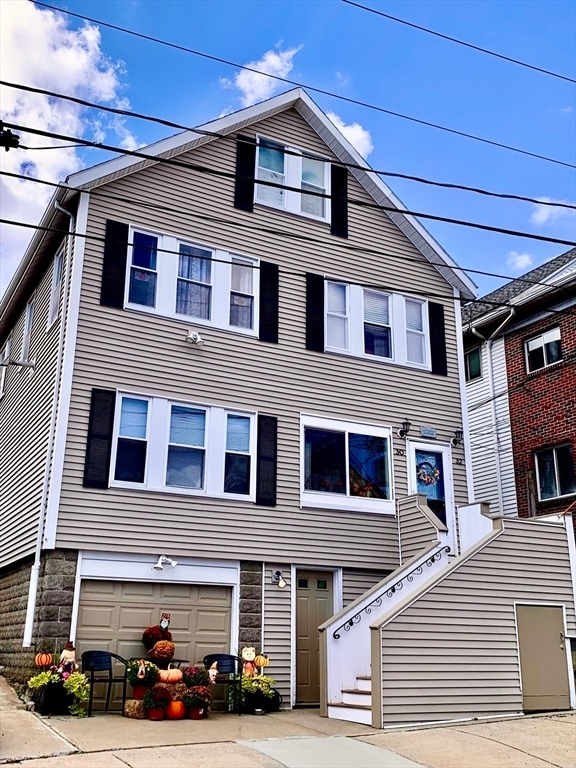 property at 30 Putnam Rd