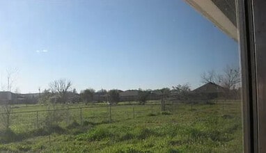 4014 Mountain Vista Dr in Granbury, TX - Building Photo - Building Photo