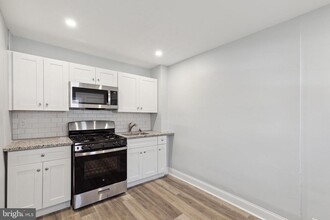 2001 Dorrance St in Philadelphia, PA - Building Photo - Building Photo