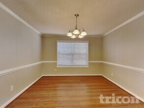 341 Chase Marion Way in Mcdonough, GA - Foto de edificio - Building Photo