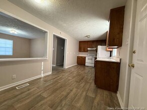 205 Waddell Dr in Fayetteville, NC - Building Photo - Building Photo