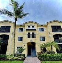 2727 Anzio Ct in Palm Beach Gardens, FL - Building Photo
