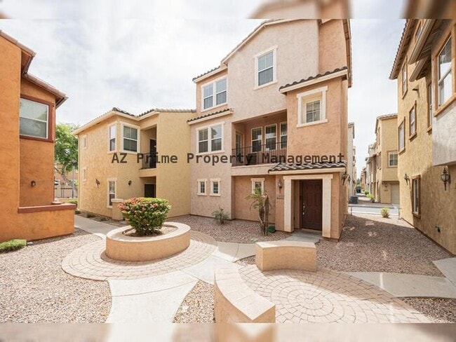 property at 2032 N 78th Glen