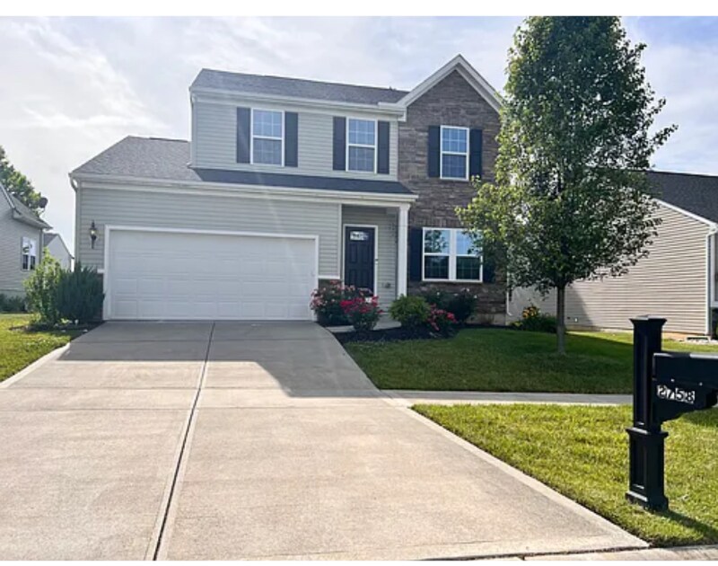 2758 Unbridled Way in Morrow, OH - Foto de edificio