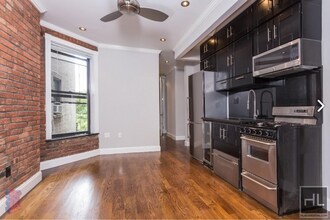 W 103RD ST. in New York, NY - Building Photo - Building Photo