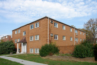 Livingston Manor in Columbus, OH - Building Photo - Building Photo