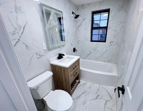 87 E 37th St in Brooklyn, NY - Building Photo - Building Photo