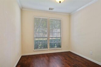 18638 Tall Oak Dr in Dallas, TX - Building Photo - Building Photo