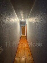 542 Montdale Rd in Blakely, PA - Foto de edificio - Building Photo