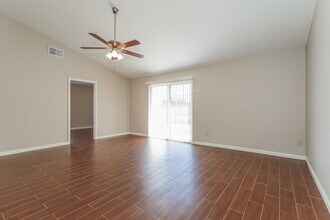 2851 Tuscarora Trail in Middleburg, FL - Building Photo - Building Photo