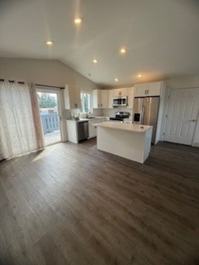 1301 W Summit St in Livingston, MT - Building Photo - Building Photo