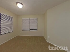 4877 Trail Hollow Dr in Fort Worth, TX - Foto de edificio - Building Photo