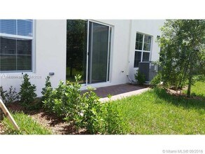 5223 SW 77th Way in Davie, FL - Building Photo - Building Photo